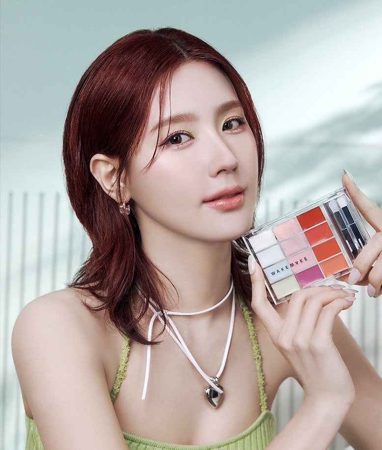 WAKEMAKE Soft Coloring Lip Palette 12g